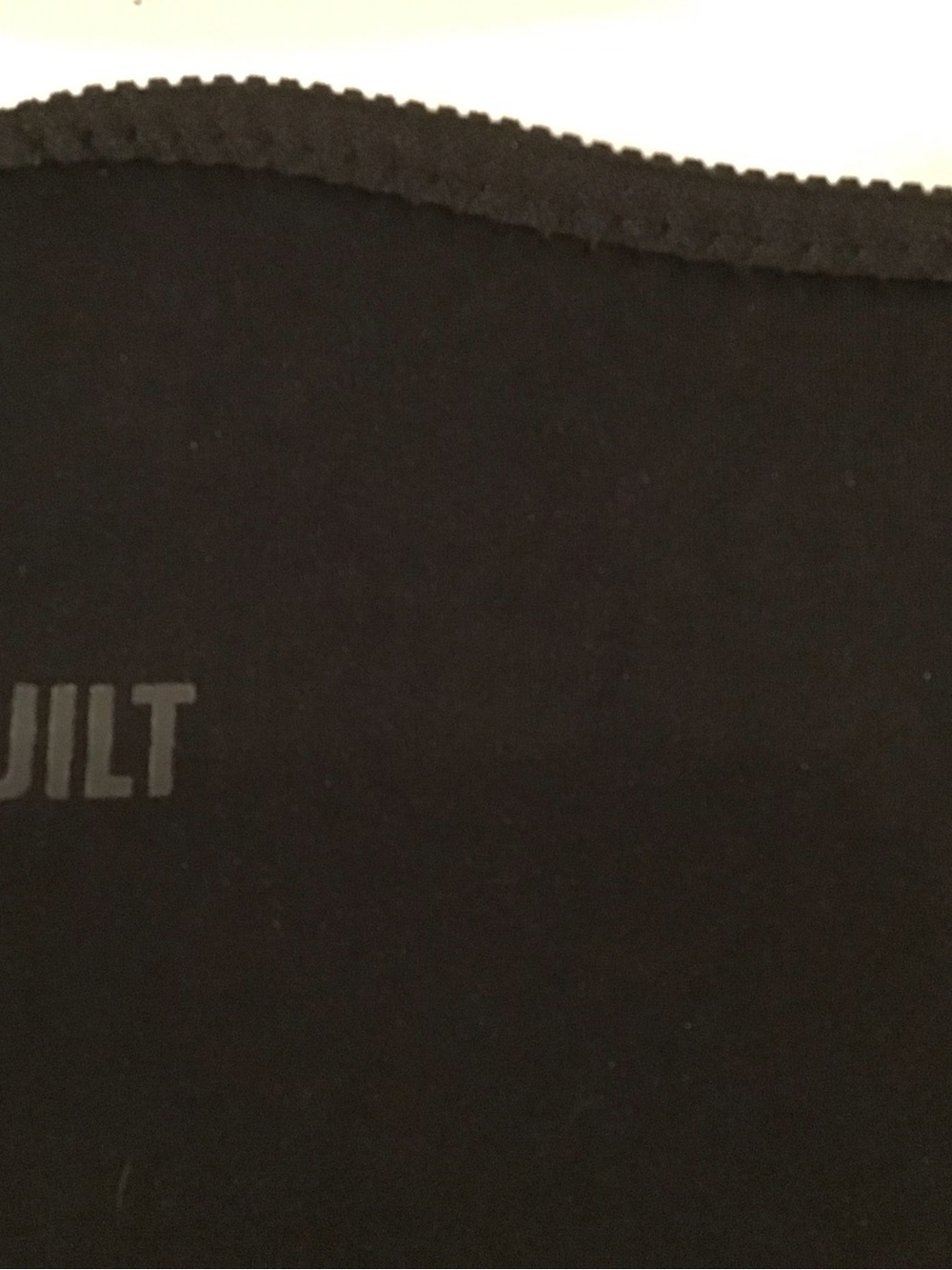 Built Black Neoprene Tablet Sleeve - Protective Case - Picture 4 of 5